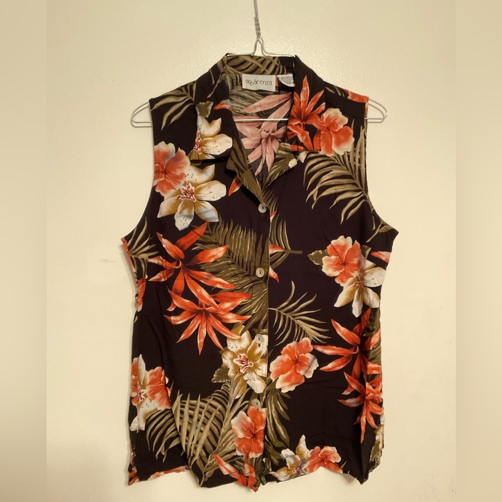 Y2K Floral Tank with Shell Buttons
